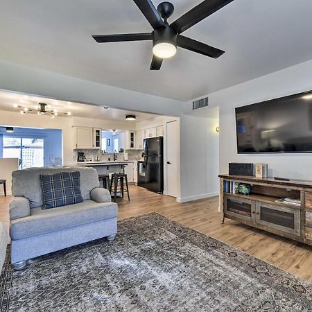 Downtown Gilbert Home With Fenced Yard And Fire Pit! Exterior photo