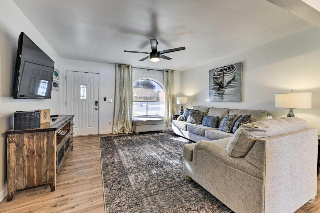 Downtown Gilbert Home With Fenced Yard And Fire Pit! Exterior photo
